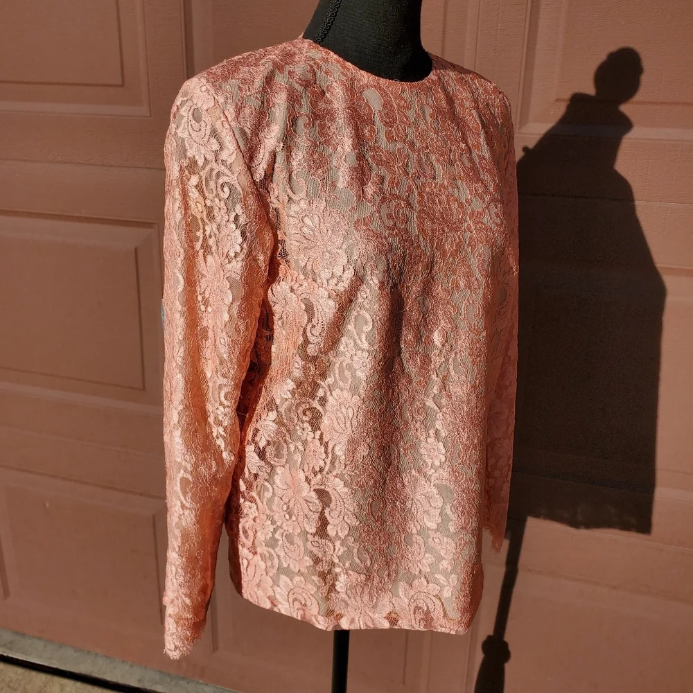 Women's Medium Coral And Nude Lace Long Sleeve Blouse Top